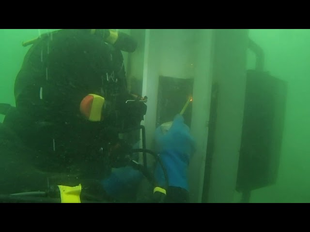 【株式会社ＭＭＳ】水中溶接(鋼管杭継ぎ合わせ補強)