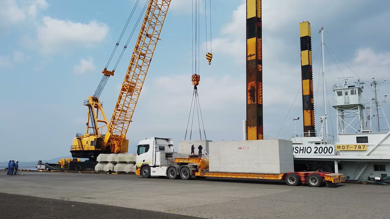 SCANIA R650　ブロック横持ち作業