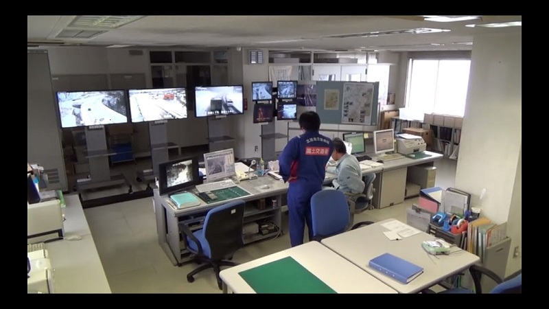 平成25年12月 道路情報管理（湯沢維持出張所）