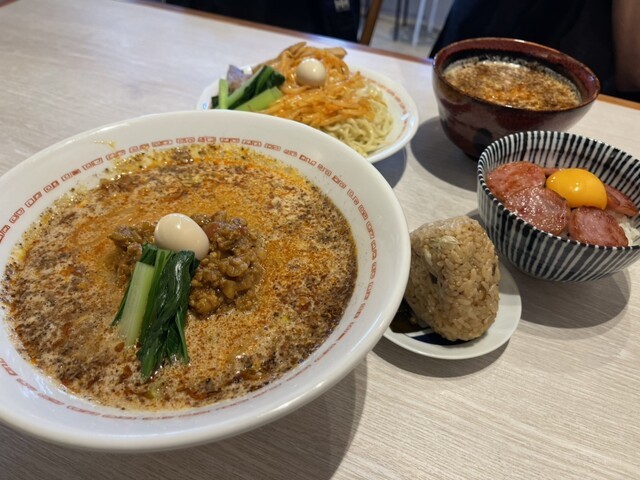 【クリランの推し】赤坂駅周辺で昼食に迷ったら担々麺「おめんや SIKI」